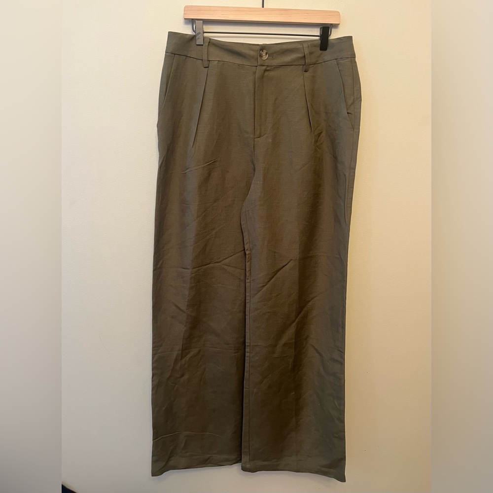 NWT Paige Dallas Pant Army Green Women's Size 10 Linen
